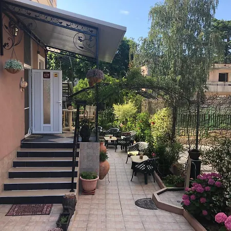 ивано Къща за гости 2*