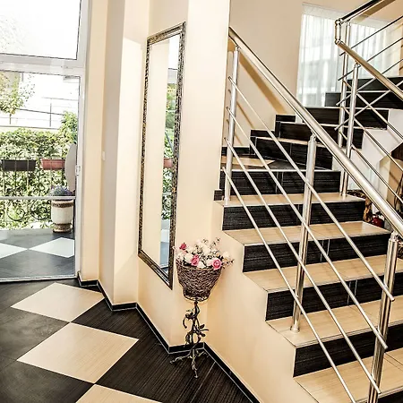 Къща за гости ивано Приморско